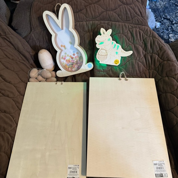 NWT. Easter decor! All the wood Easter and spring decor pictured! - Picture 10 of 12